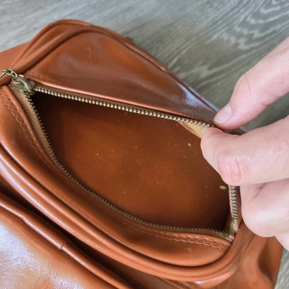 Vintage Restored Samsonite Leather Multi-Pocket Shoulder Travel Bag